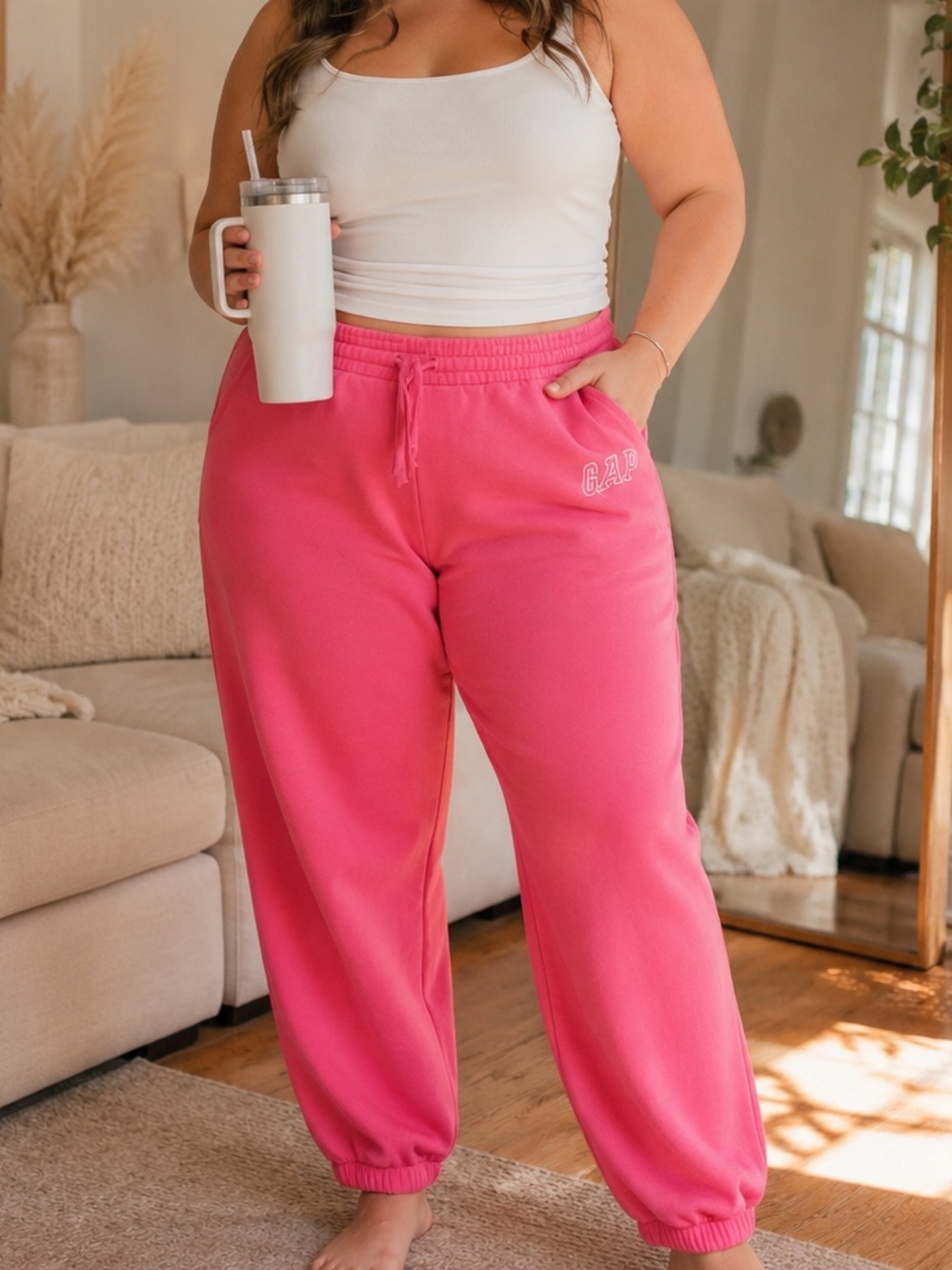 GAP Women's Pink Fleece Sweatpants Size Large | Cuffed Joggers with Pockets |